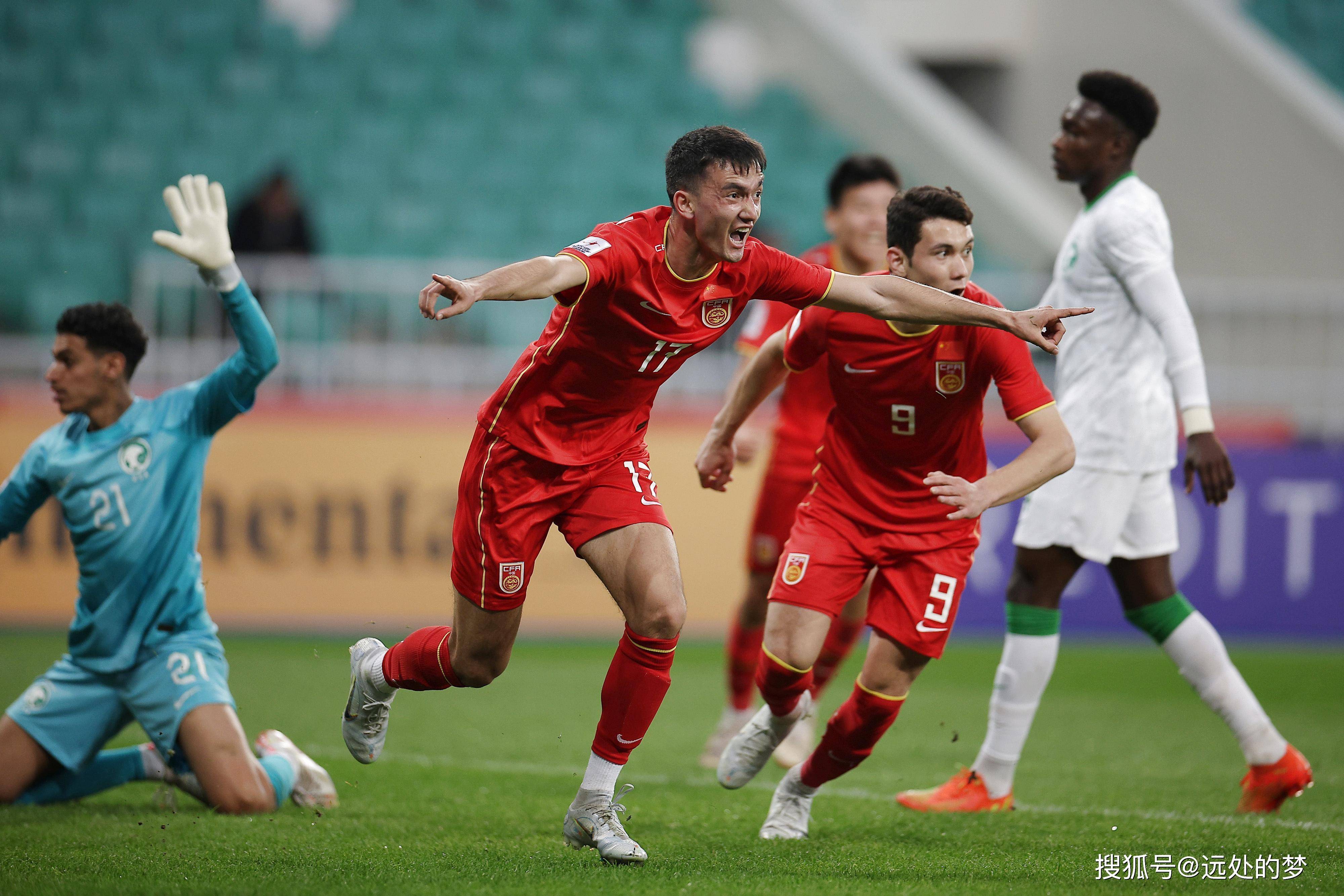 关于焦点大战:亚洲杯上演巅峰碰撞的信息 关于焦点大战:亚洲杯上演巅峰碰撞的信息