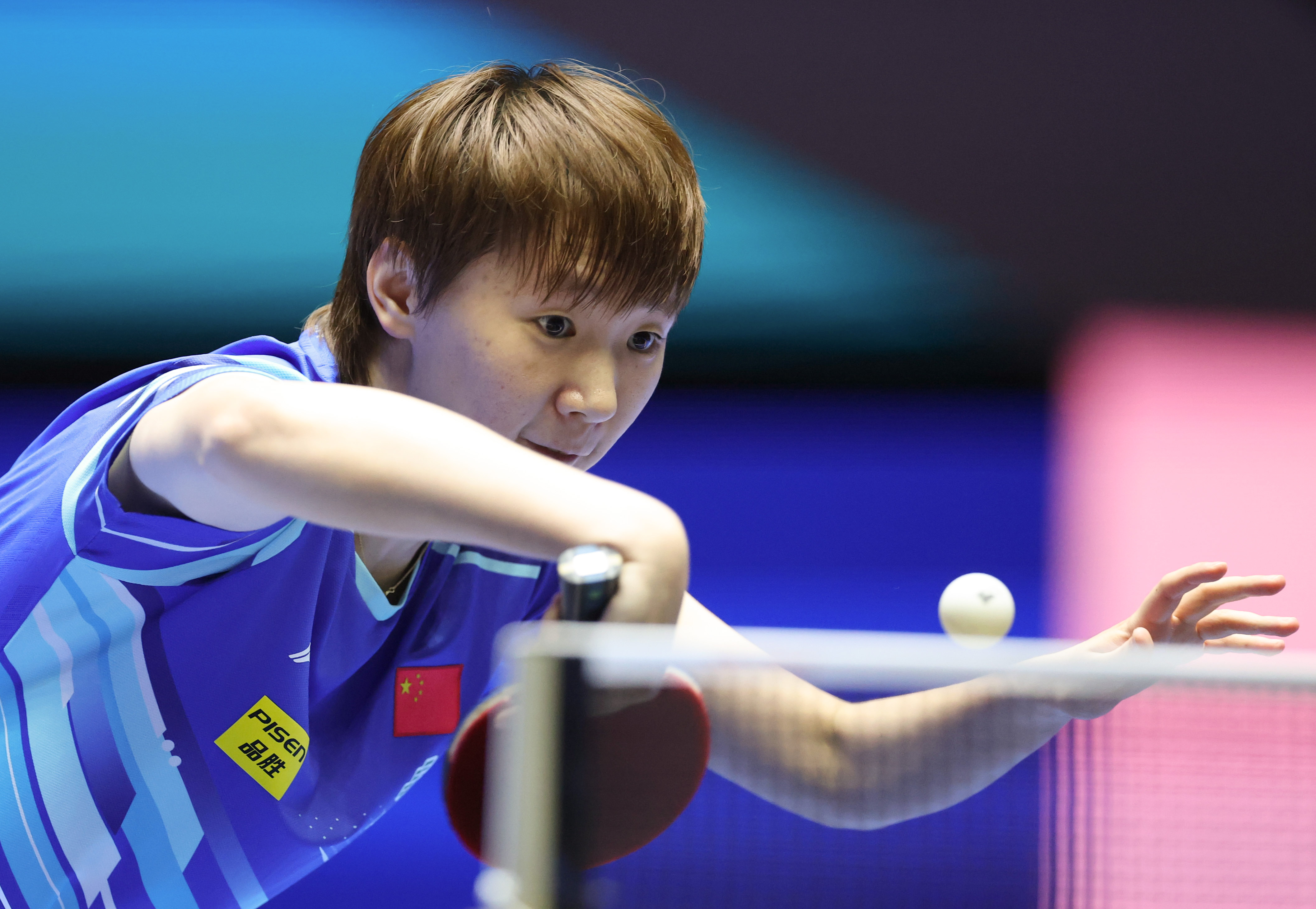 亚洲杯选手刷新世界纪录,震撼全场 亚洲杯选手刷新世界纪录,震撼全场