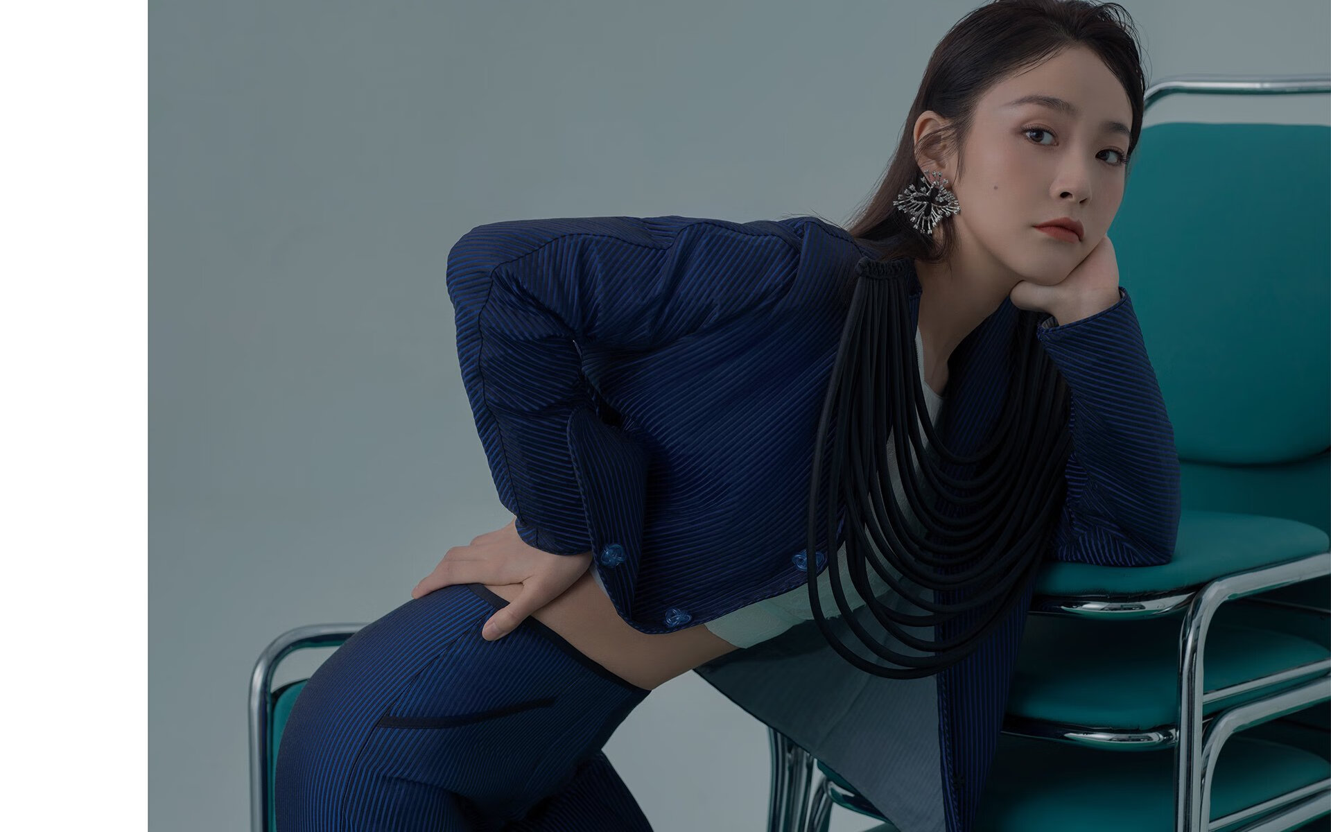 跨界暗喻，英超争冠之夜的文班亚马式统治力